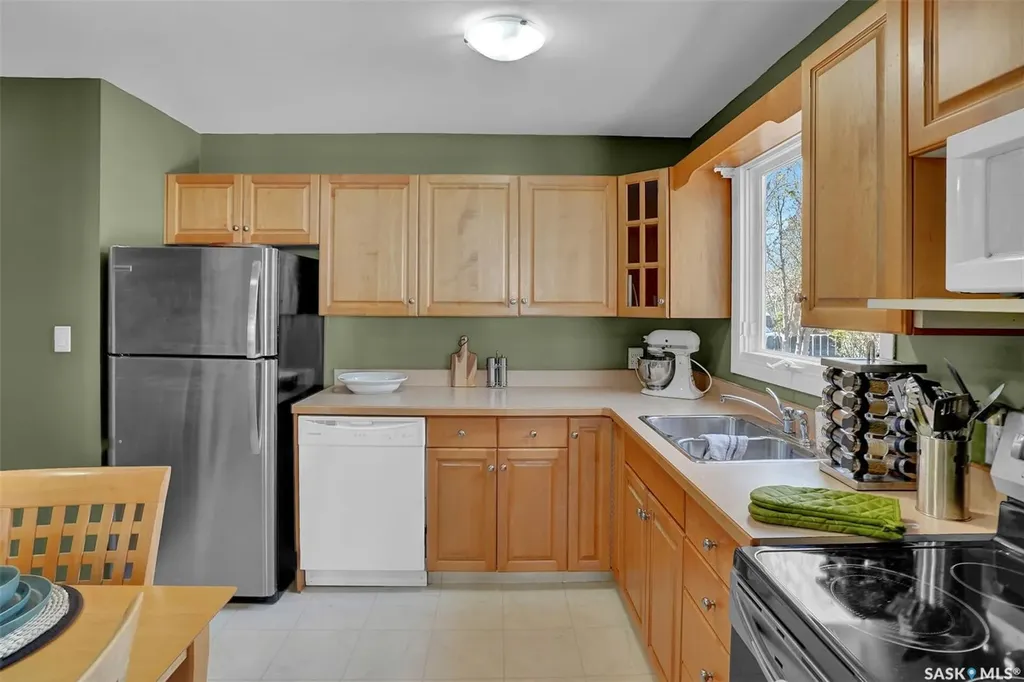 23 Hind Street Regina SK S4X 1P9