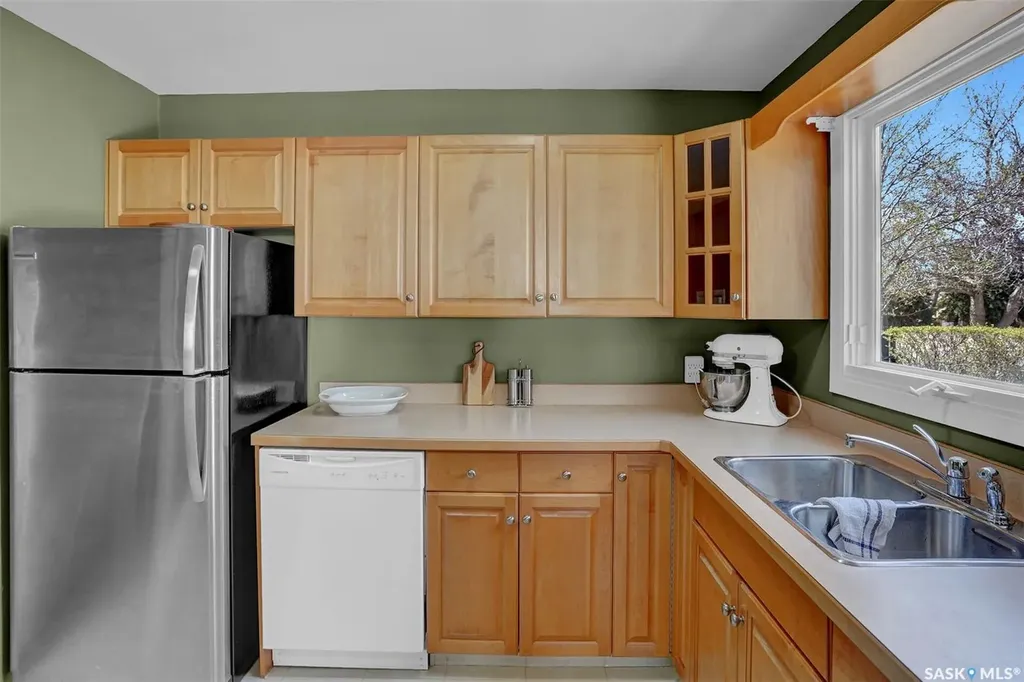 23 Hind Street Regina SK S4X 1P9
