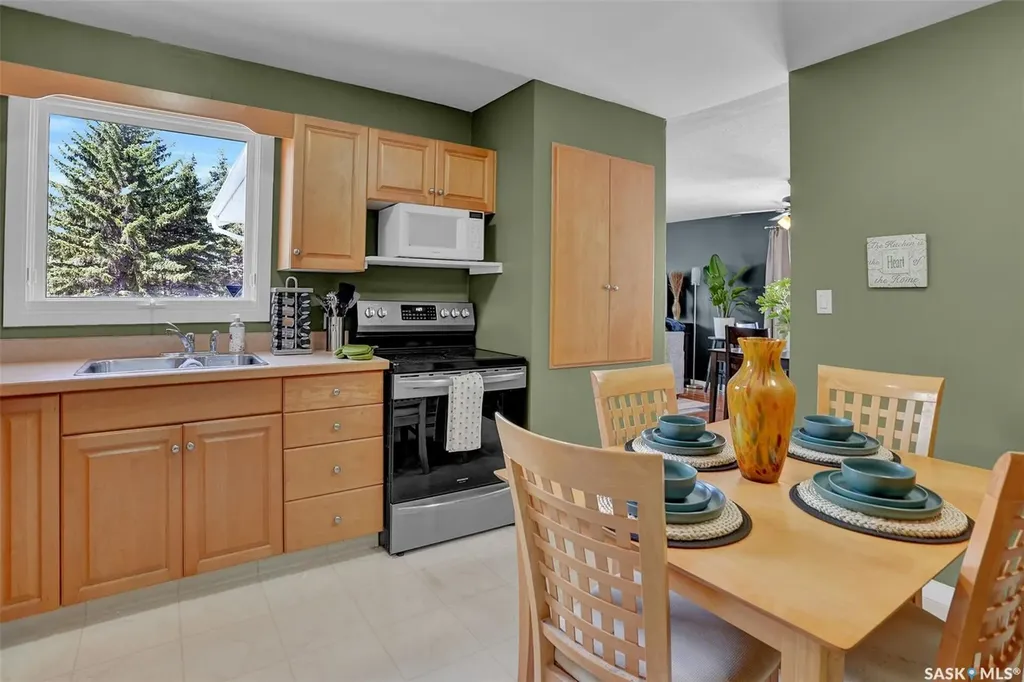 23 Hind Street Regina SK S4X 1P9