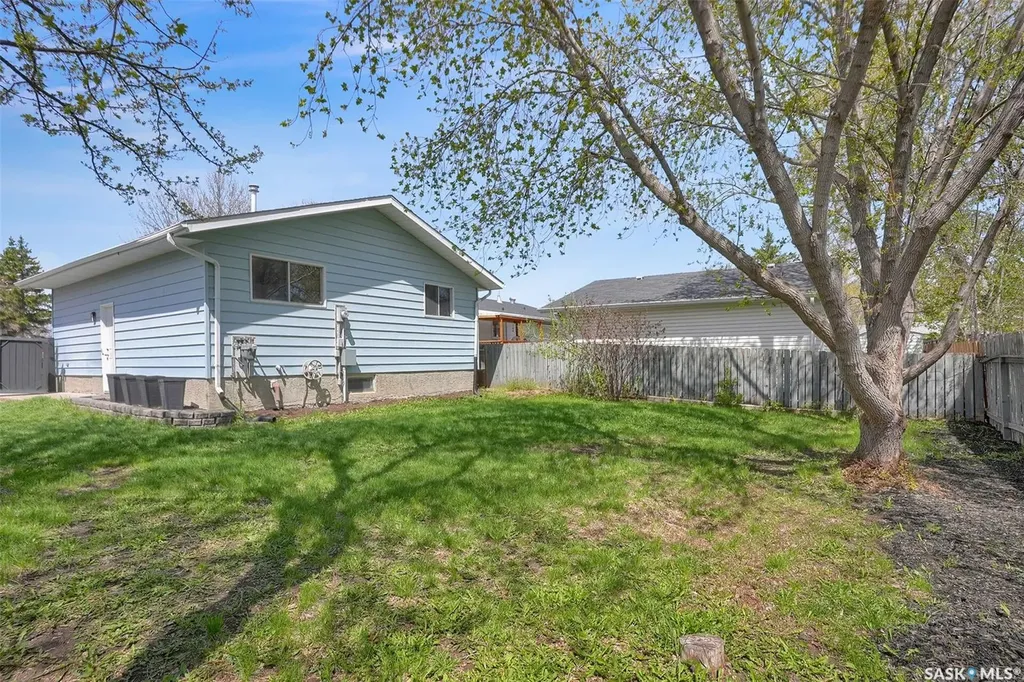 23 Hind Street Regina SK S4X 1P9