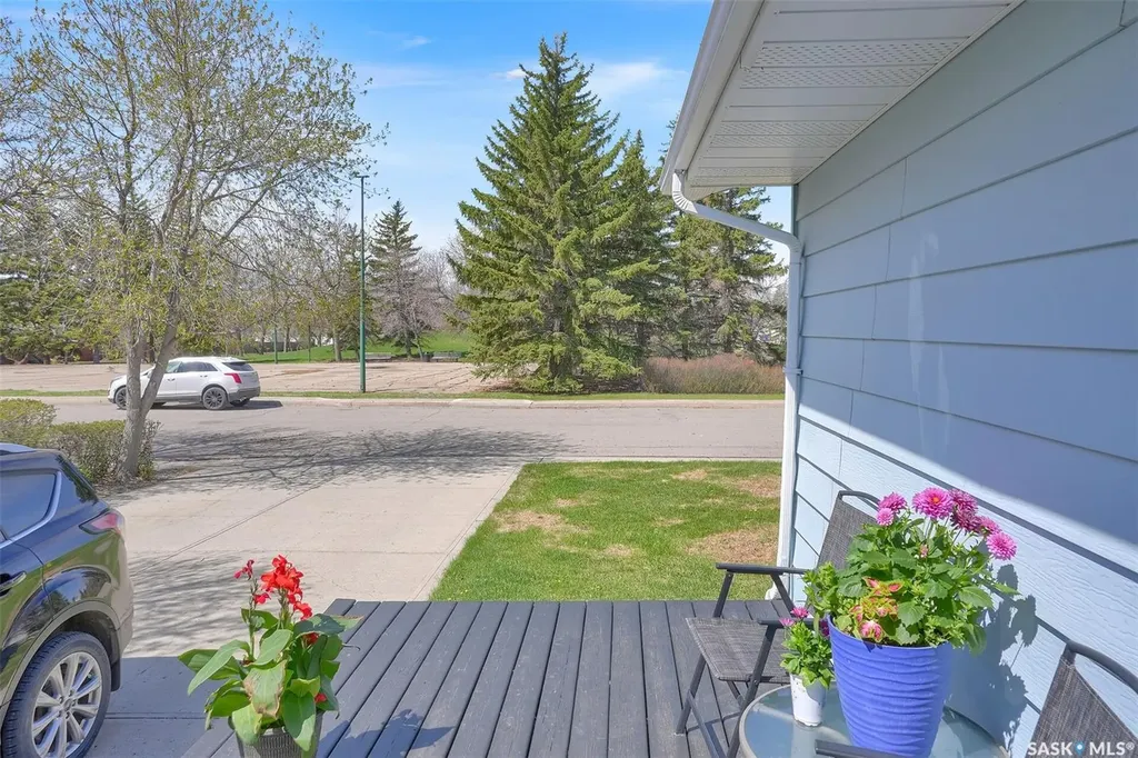 23 Hind Street Regina SK S4X 1P9