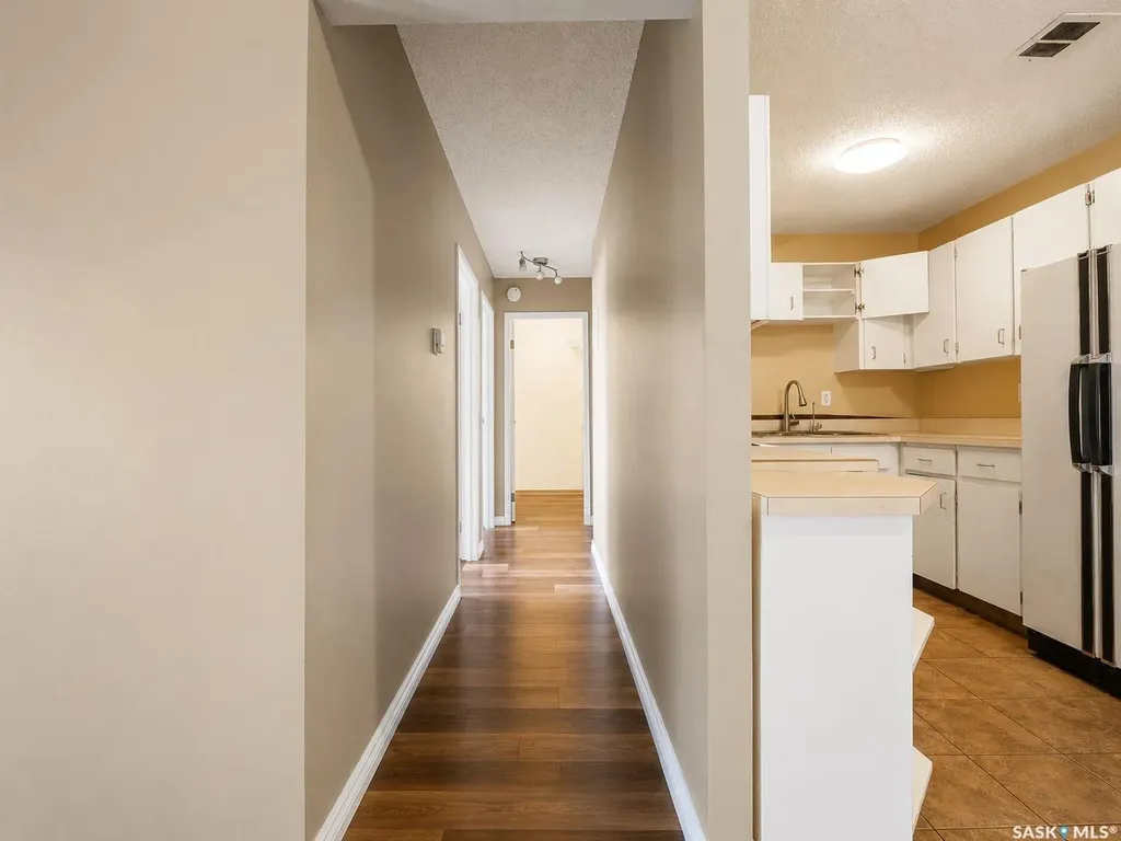 20 Kleisinger Crescent Regina SK S4R 7M3