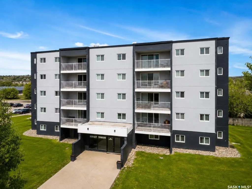 20 Kleisinger Crescent Regina SK S4R 7M3