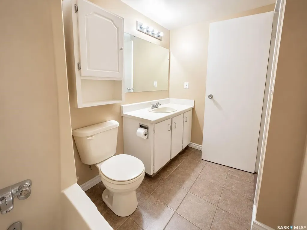 20 Kleisinger Crescent Regina SK S4R 7M3