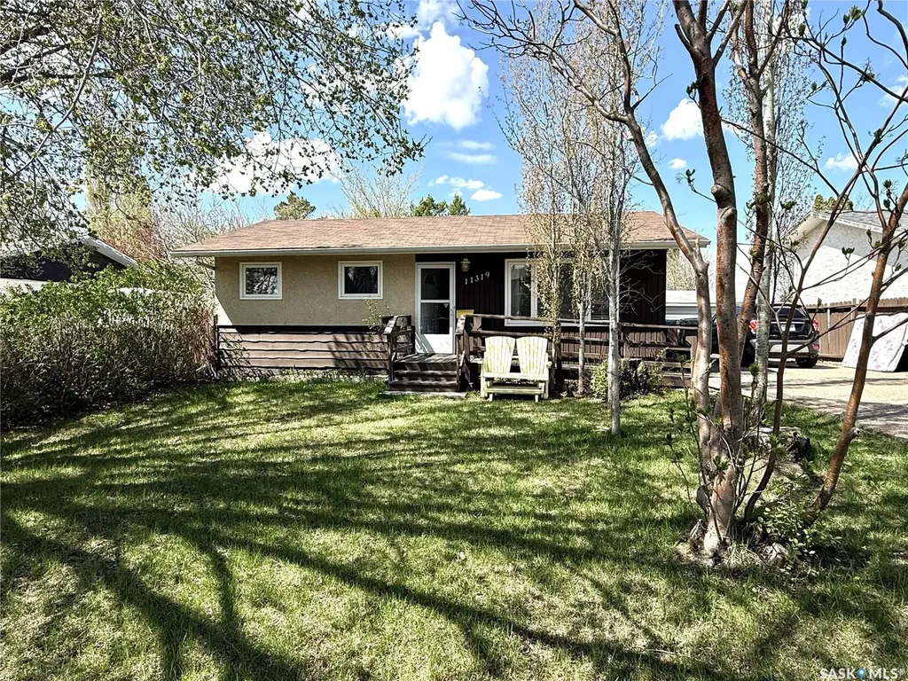 11319 Clark Drive North Battleford SK S9A 3P5