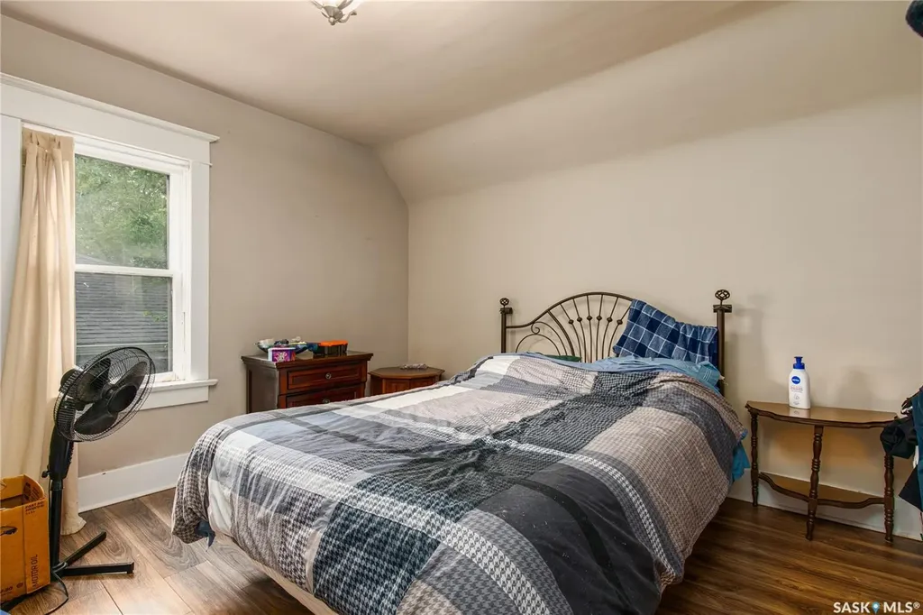 1059 Willow Avenue Moose Jaw SK S6H 1G5