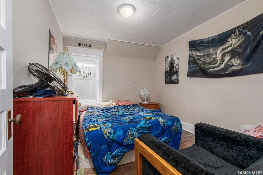 1059 Willow Avenue Moose Jaw SK S6H 1G5