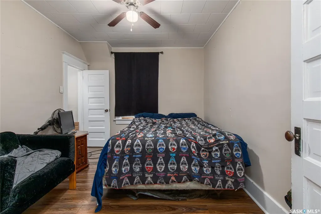 1059 Willow Avenue Moose Jaw SK S6H 1G5