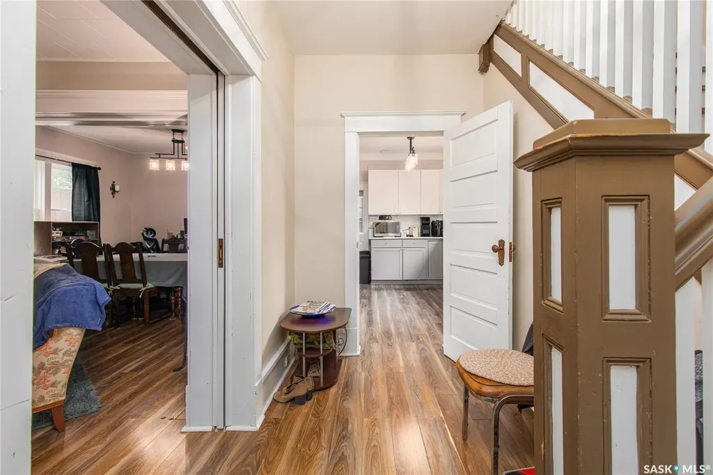 1059 Willow Avenue Moose Jaw SK S6H 1G5