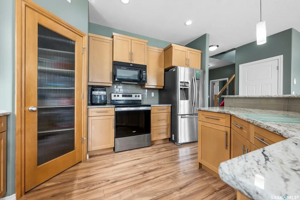 1640 Maple Rose Crescent N Regina SK S4X 0J6