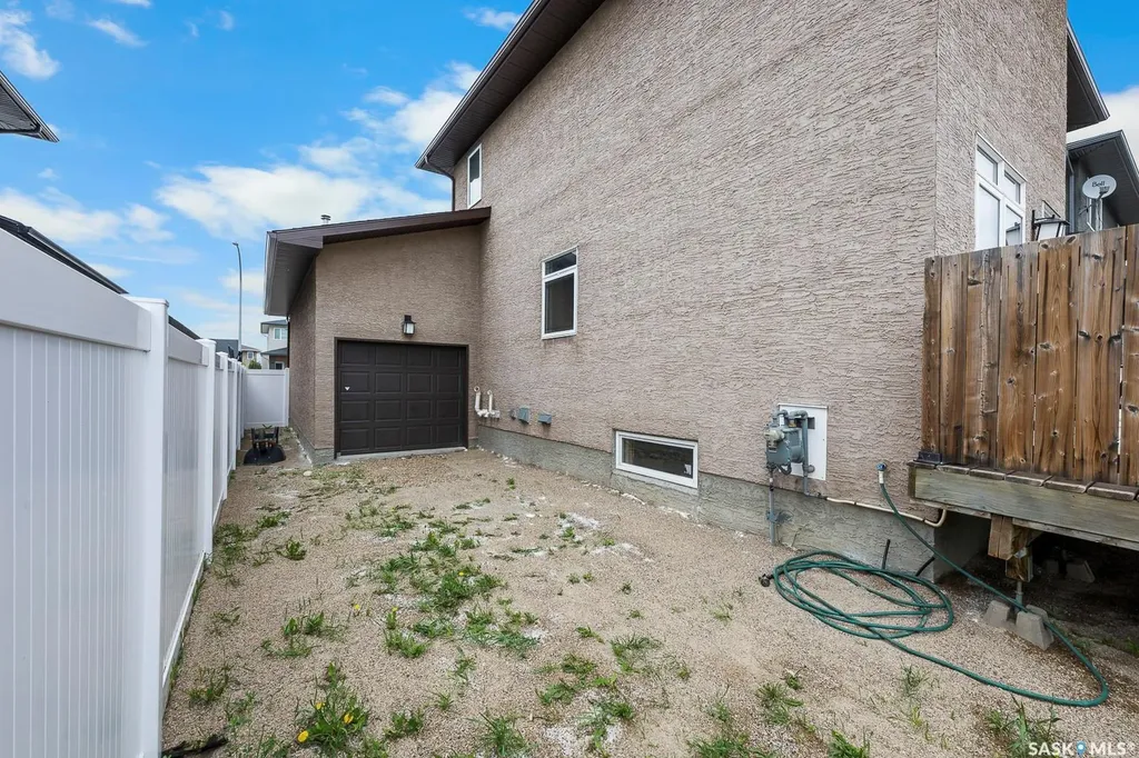 1640 Maple Rose Crescent N Regina SK S4X 0J6