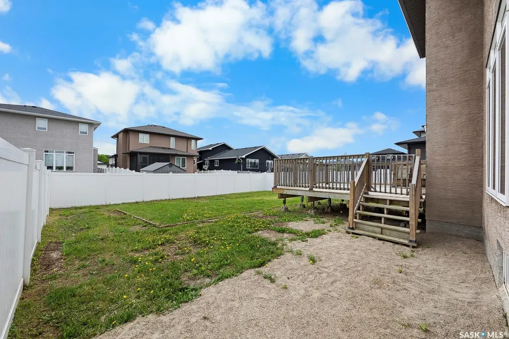 1640 Maple Rose Crescent N Regina SK S4X 0J6