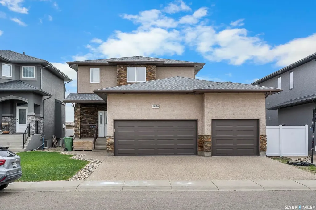 1640 Maple Rose Crescent N Regina SK S4X 0J6