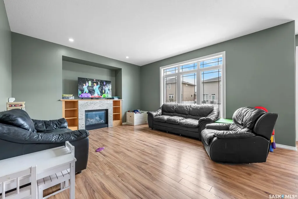 1640 Maple Rose Crescent N Regina SK S4X 0J6