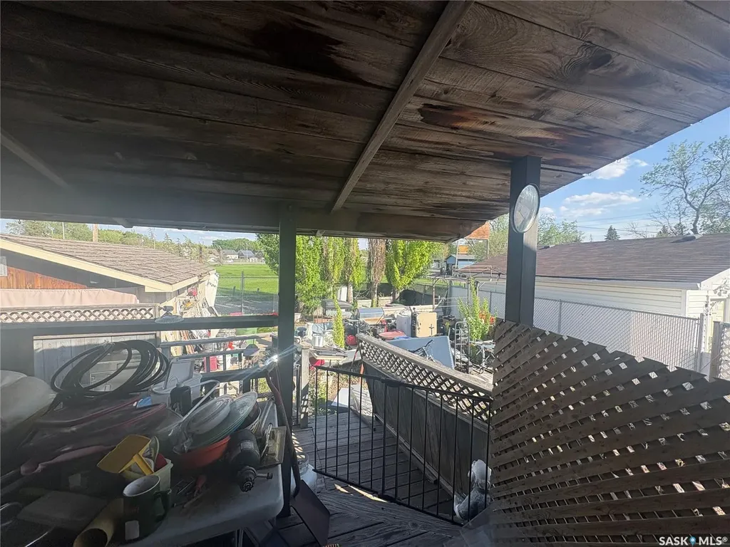 7 Charles Crescent Regina SK S4T 5X3