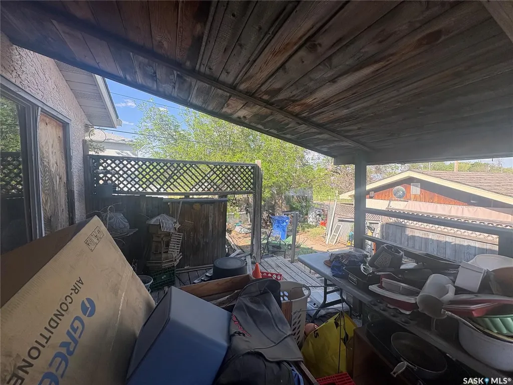 7 Charles Crescent Regina SK S4T 5X3