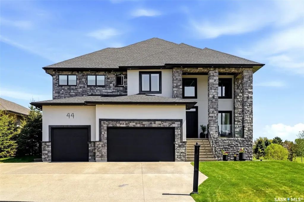 44 Lott Road White City SK S4L 5B1