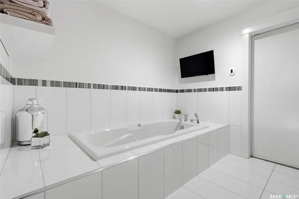 44 Lott Road White City SK S4L 5B1