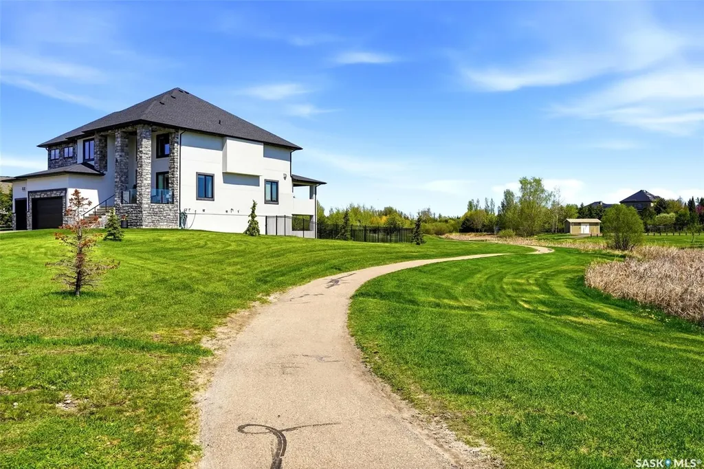 44 Lott Road White City SK S4L 5B1
