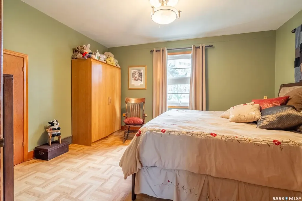 2075 Quebec Street Regina SK S4P 1K1