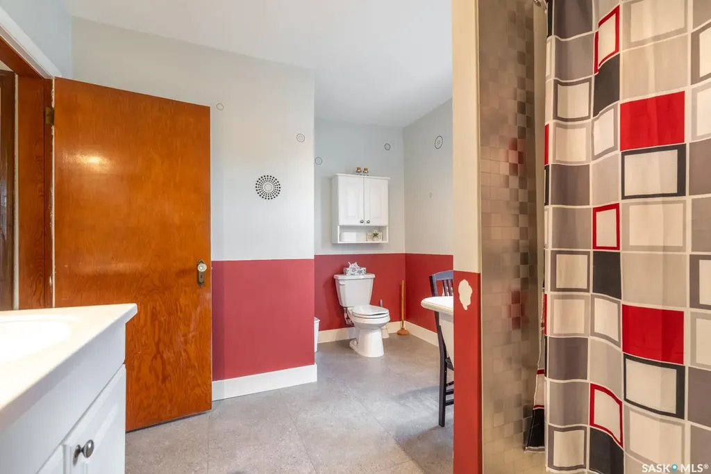 2075 Quebec Street Regina SK S4P 1K1