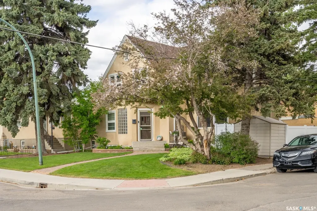 2075 Quebec Street Regina SK S4P 1K1