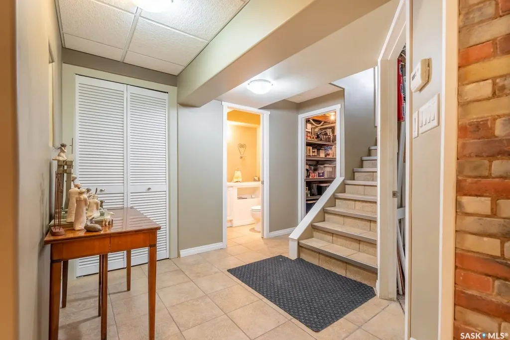 2075 Quebec Street Regina SK S4P 1K1