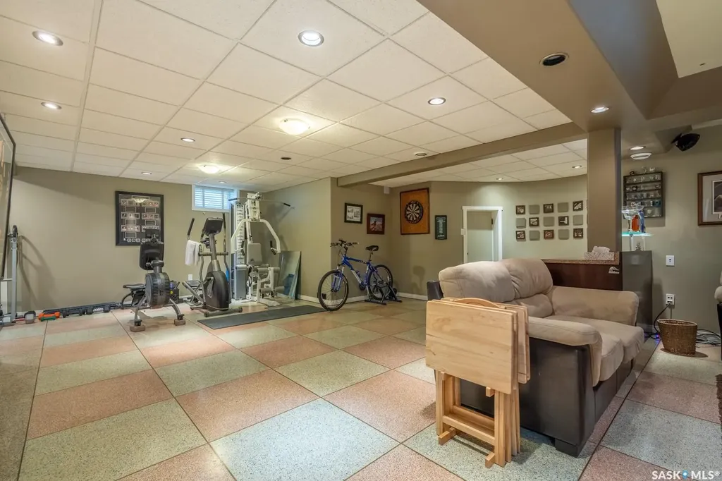 2075 Quebec Street Regina SK S4P 1K1