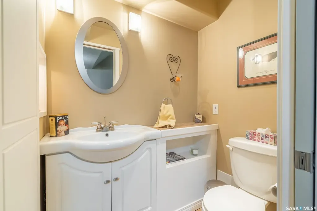2075 Quebec Street Regina SK S4P 1K1