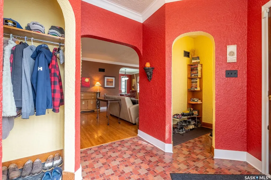 2075 Quebec Street Regina SK S4P 1K1