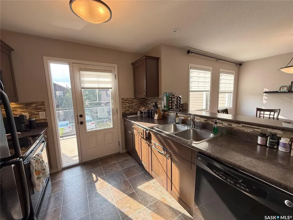 150 Langlois Way Saskatoon SK S7T 0K8