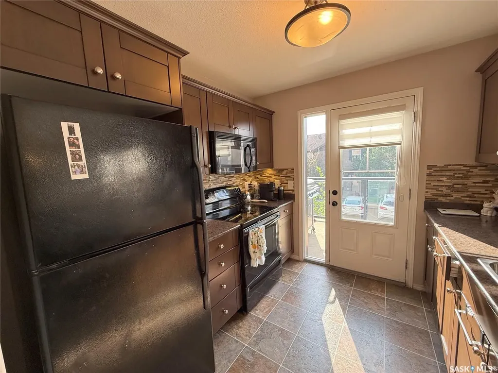 150 Langlois Way Saskatoon SK S7T 0K8