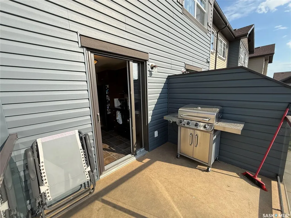 150 Langlois Way Saskatoon SK S7T 0K8