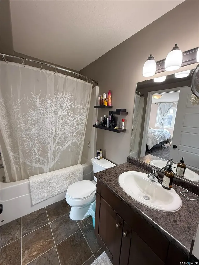 150 Langlois Way Saskatoon SK S7T 0K8