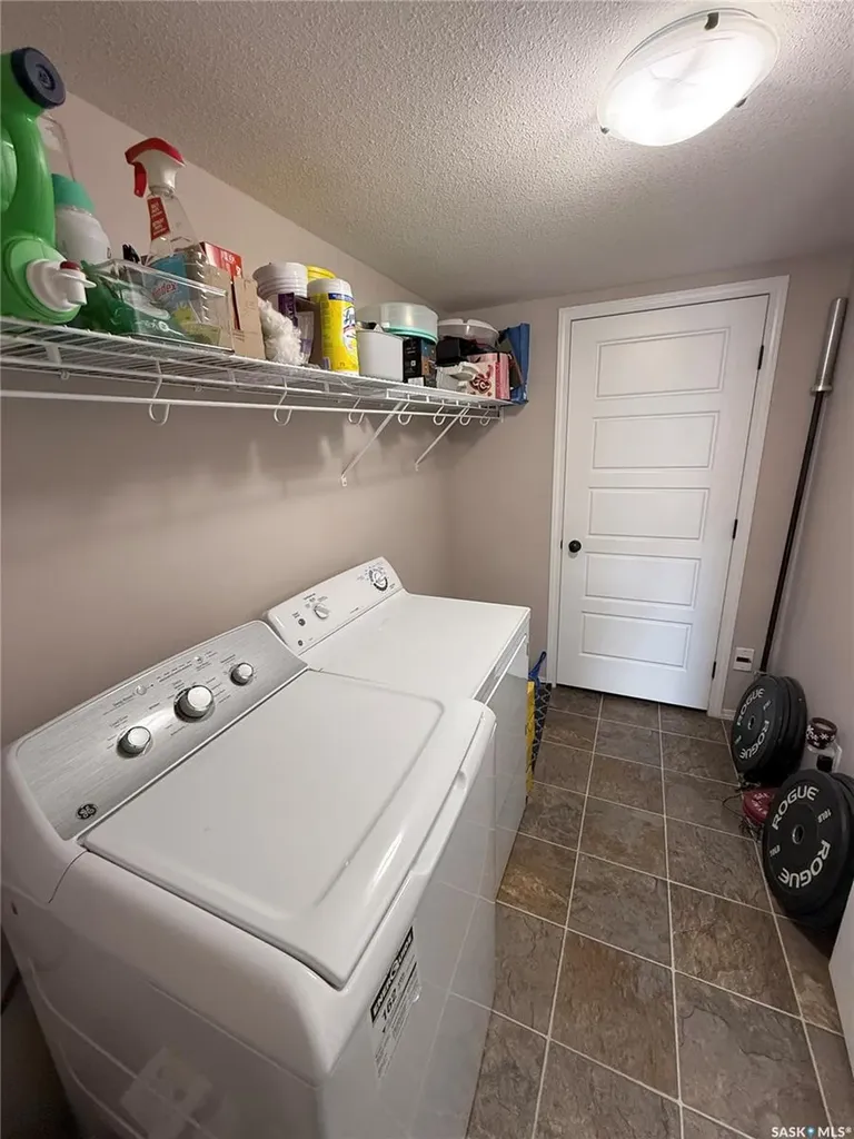 150 Langlois Way Saskatoon SK S7T 0K8