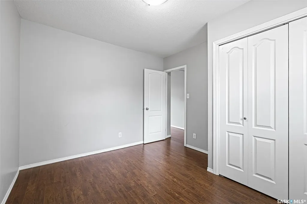 33 Merritt Crescent Regina SK S4T 5Y1