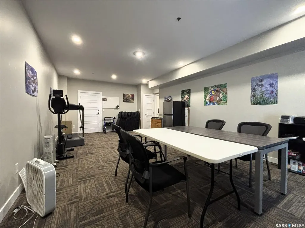 216-502 Perehudoff Crescent Saskatoon SK S7N 4H6