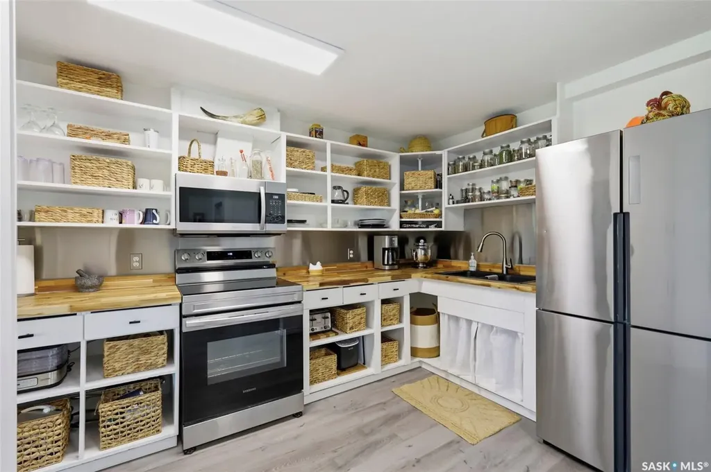 6110 Clarence Avenue S Corman Park Rm No. 344 SK S7K 1M2