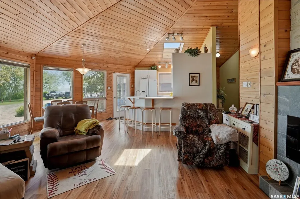 640 Beach Avenue Meota SK S0M 1X0