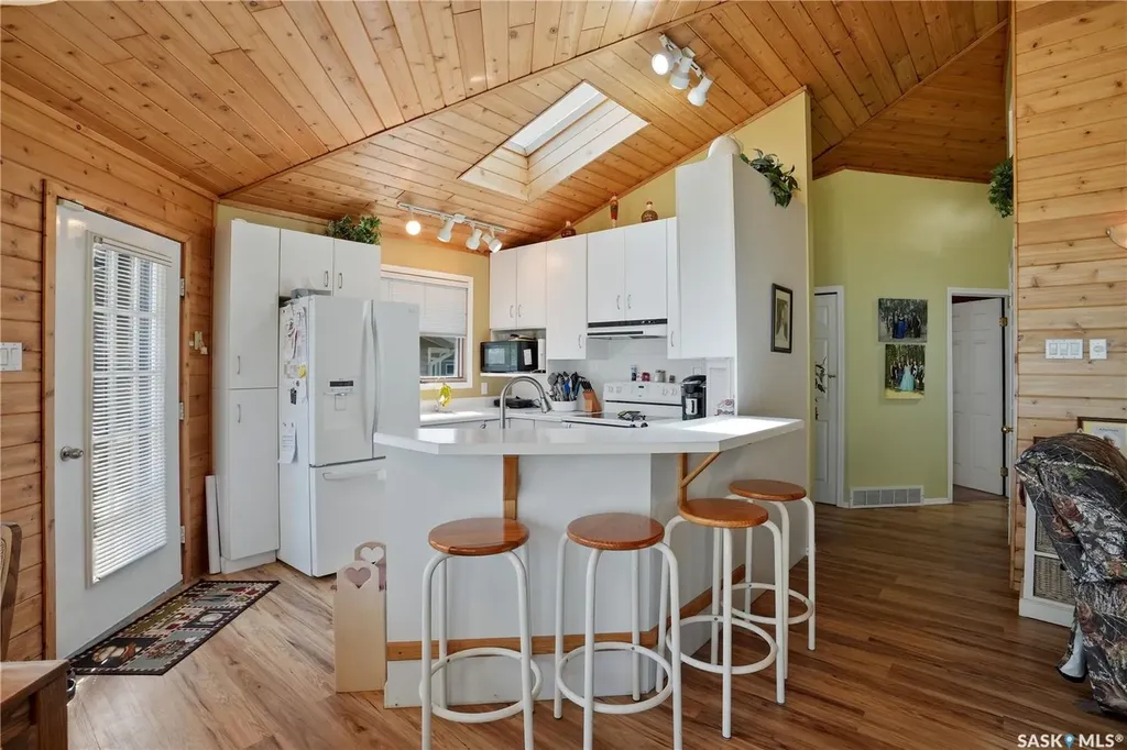 640 Beach Avenue Meota SK S0M 1X0