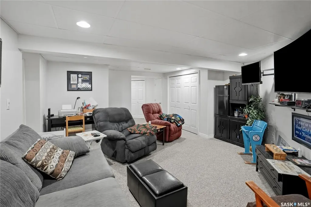 640 Beach Avenue Meota SK S0M 1X0