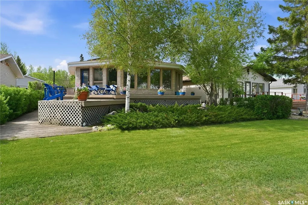 640 Beach Avenue Meota SK S0M 1X0