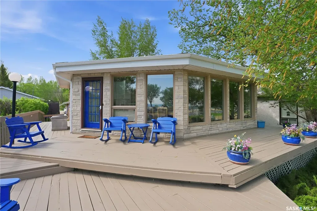 640 Beach Avenue Meota SK S0M 1X0