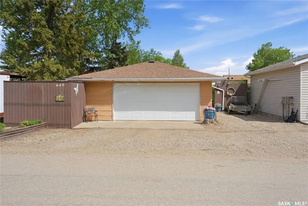 640 Beach Avenue Meota SK S0M 1X0