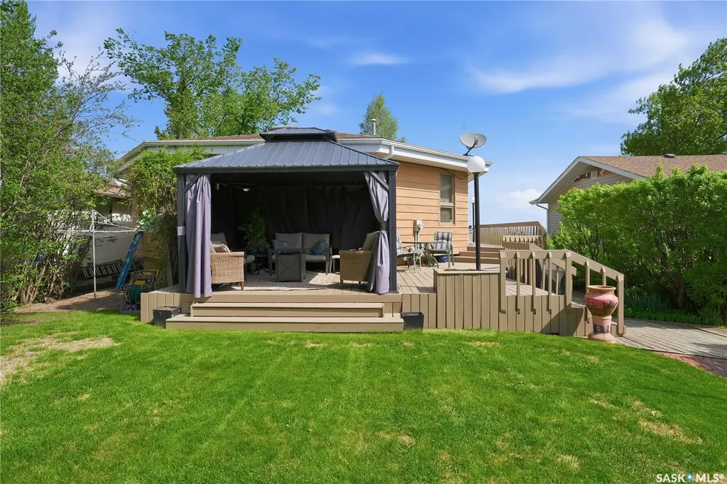 640 Beach Avenue Meota SK S0M 1X0