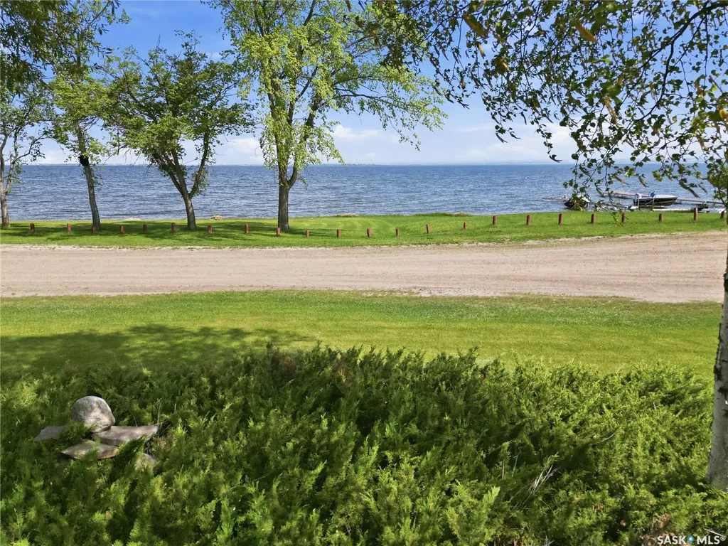 640 Beach Avenue Meota SK S0M 1X0