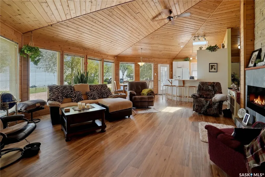 640 Beach Avenue Meota SK S0M 1X0