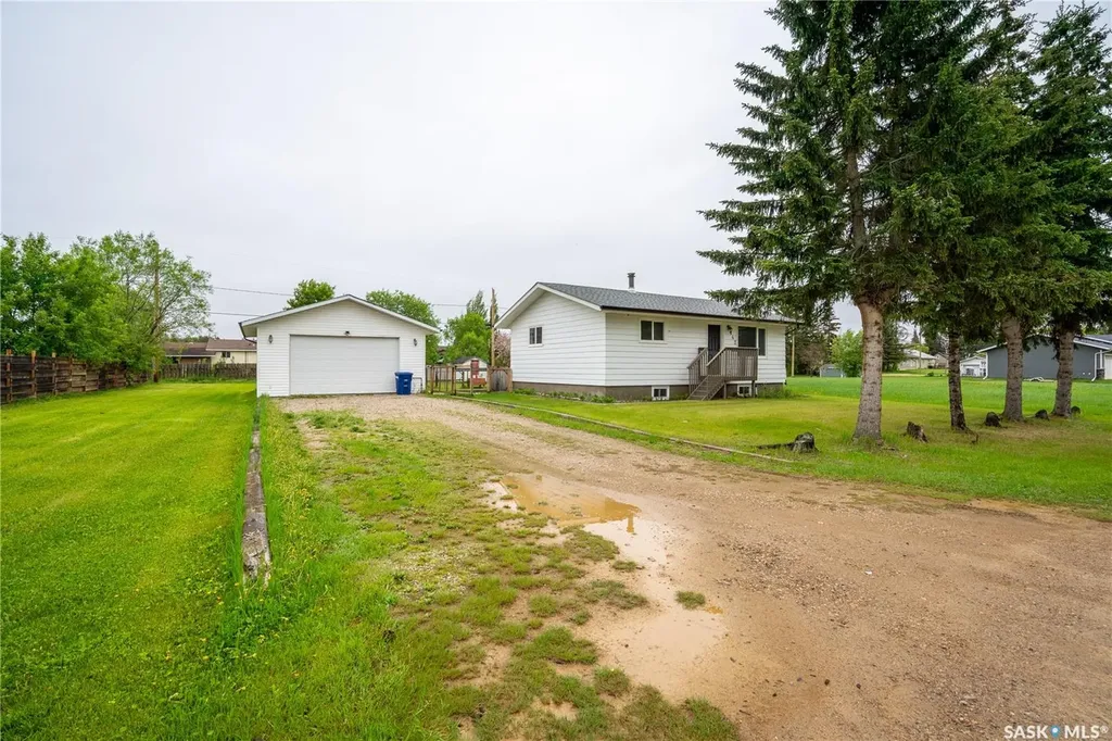 142 2nd Street W Pierceland SK S0M 2K0