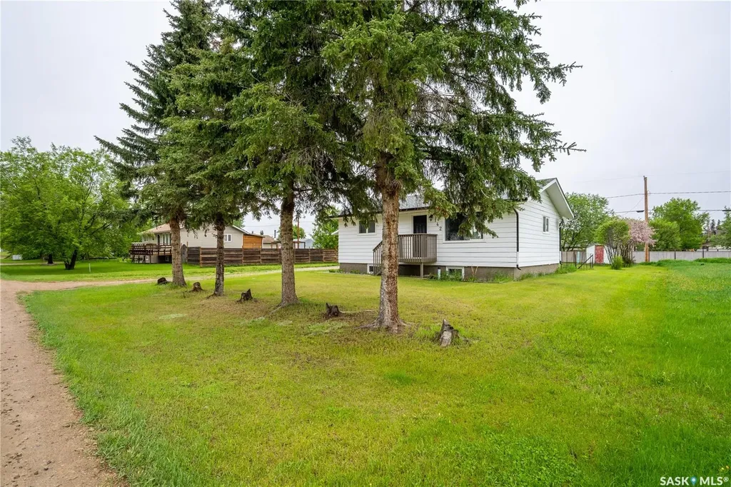 142 2nd Street W Pierceland SK S0M 2K0