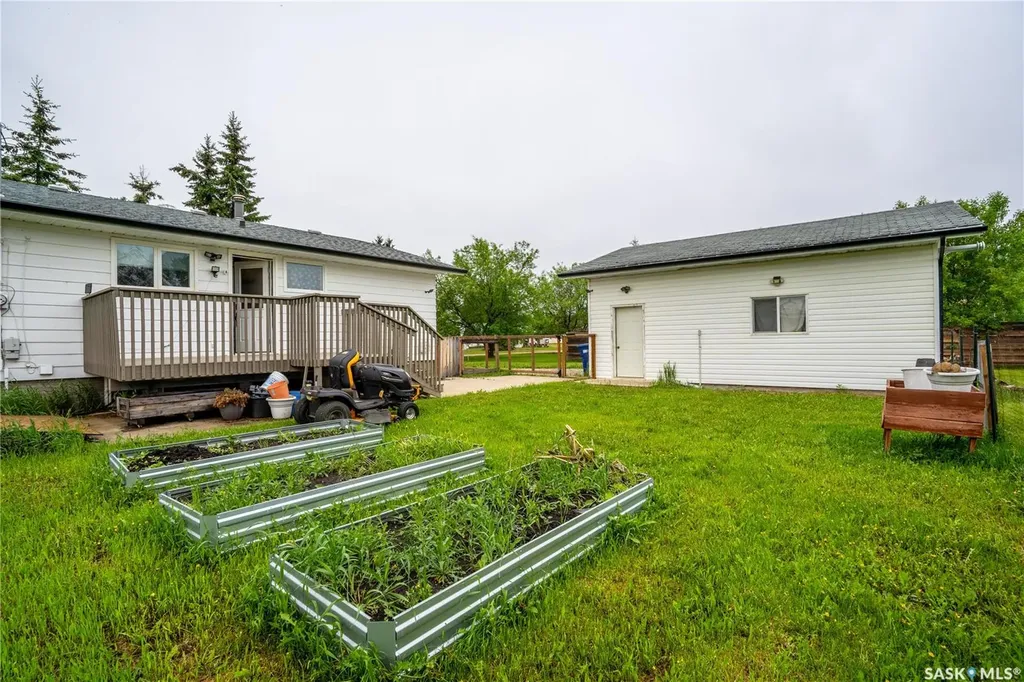 142 2nd Street W Pierceland SK S0M 2K0